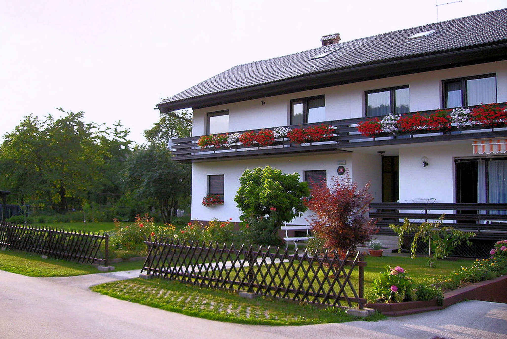 Spacious Apartment with 2 Balconies at Apartments Fine Stay Bled