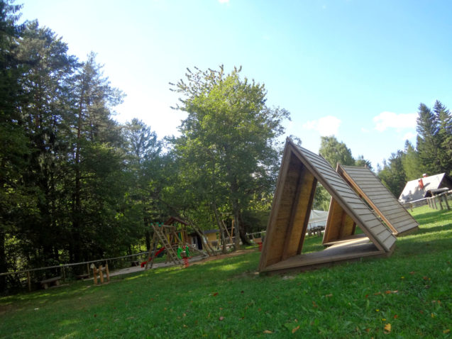 Children's playground at the Zavrsnica recreation park