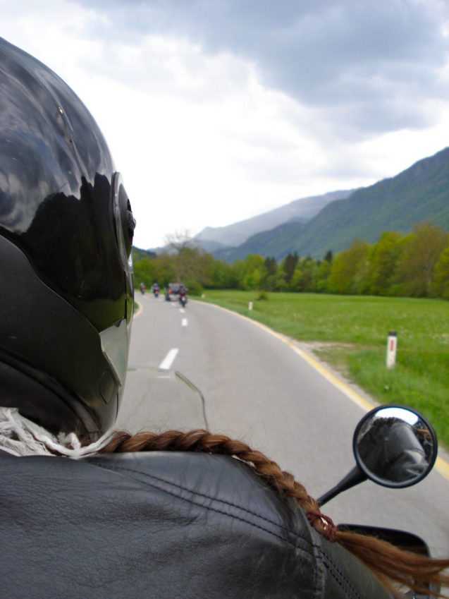 motorcycling-vrsic-02-pass-slovenia