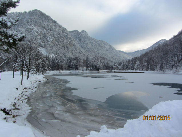 Lake Zavrsnica frozen in winter