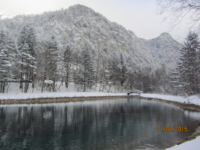 Zavrsnica reservoir and a bridge in winter