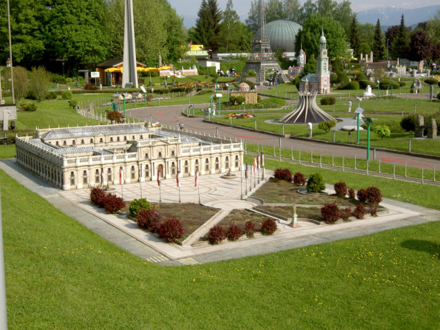 Model of the Chile's La Moneda Palace at Minimundus, Klagenfurt, Austria 