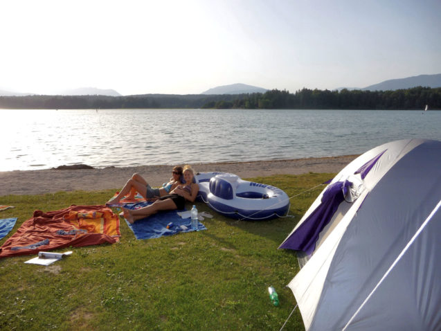 Lake Faaker See is a popular bathing destination, Carinthia, Austria