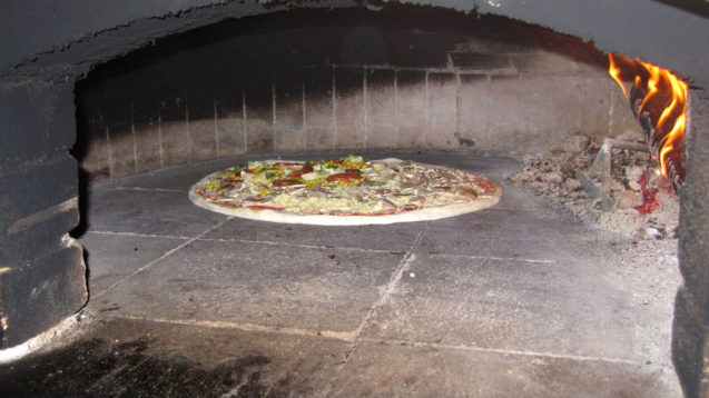 pizzeria-ledina-wood-fired-pizza-oven