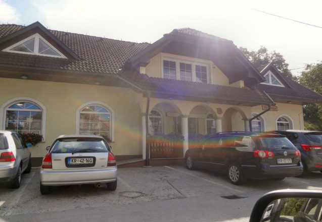 Exterior of Pr Gregor grocery store in Zirovnica