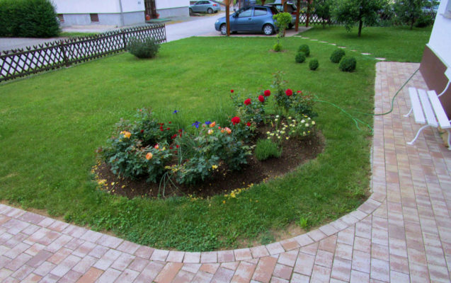 A beautiful garden of Apartments Fine Stay Bled in Slovenia