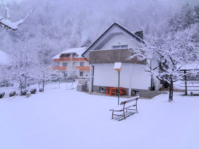 Exterior of the second house of Apartments Fine Stay in winter