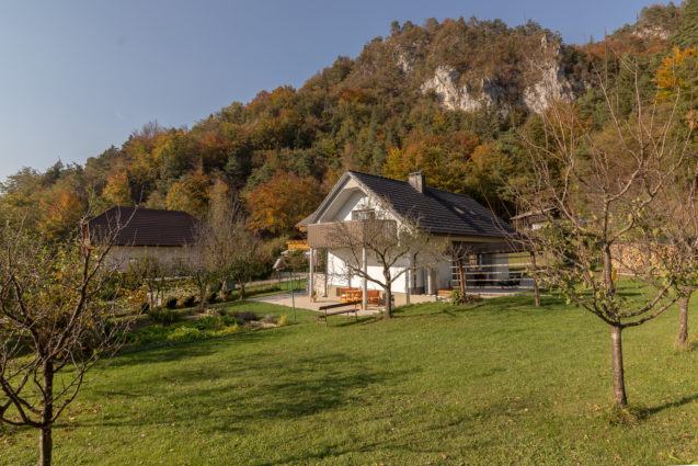 Exterior of the second house of Apartments Fine Stay in autumn